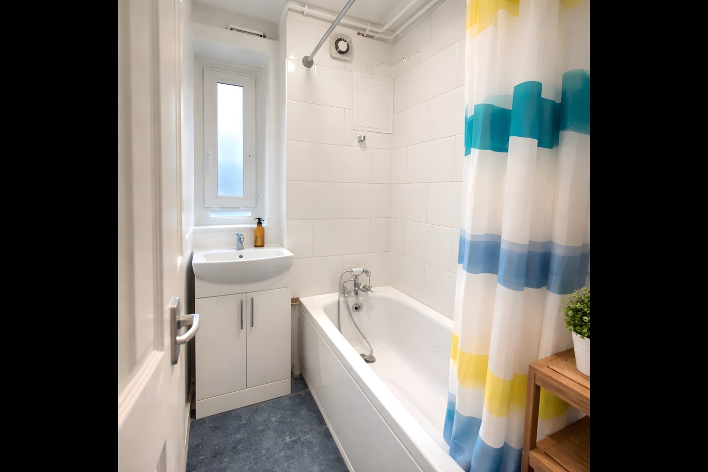 Room in a Shared Flat, Herbert House, E1 photo 5