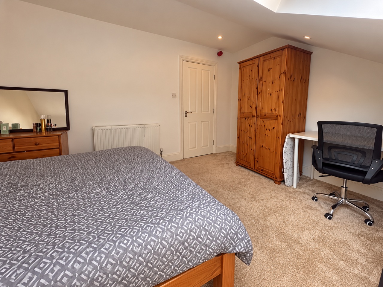 Room in a Shared Flat, Broomhall, S10 photo 2