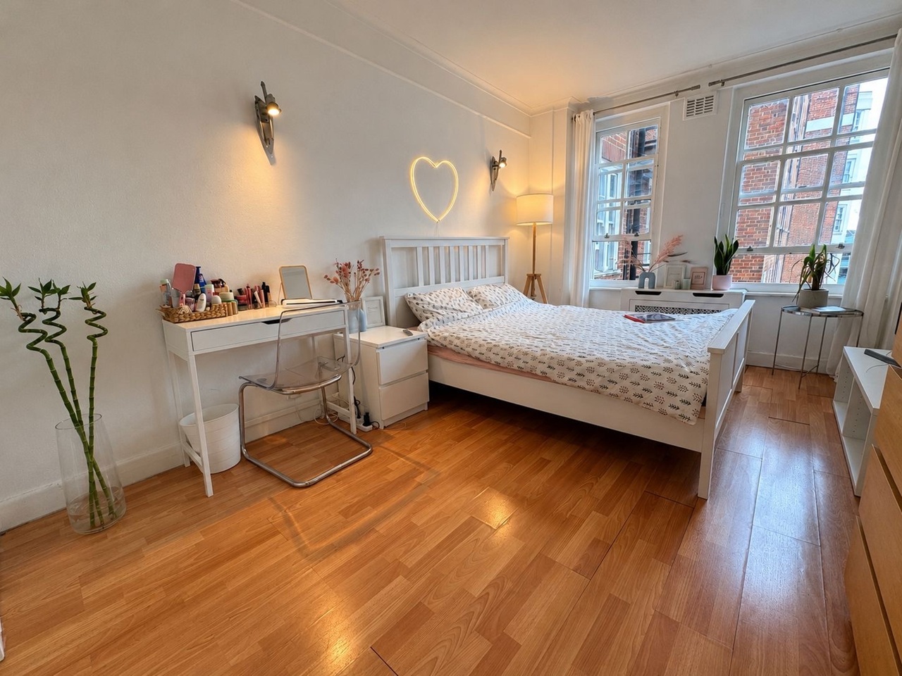 Room in a Shared Flat, Park West, W2