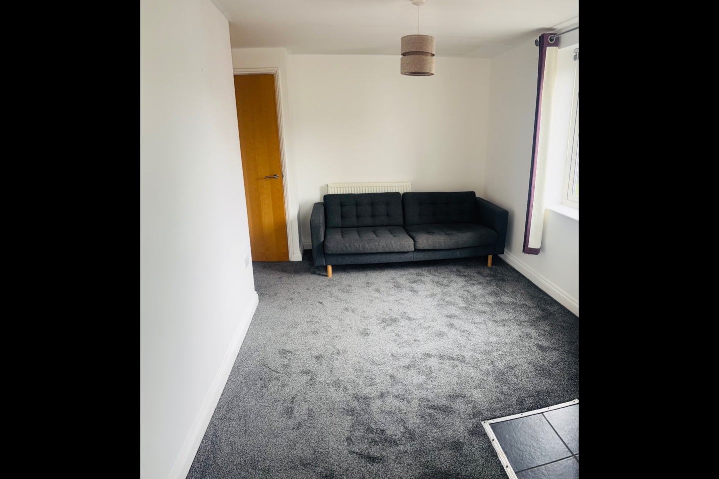 1 Bed Flat, North Corner, BS3 photo 2
