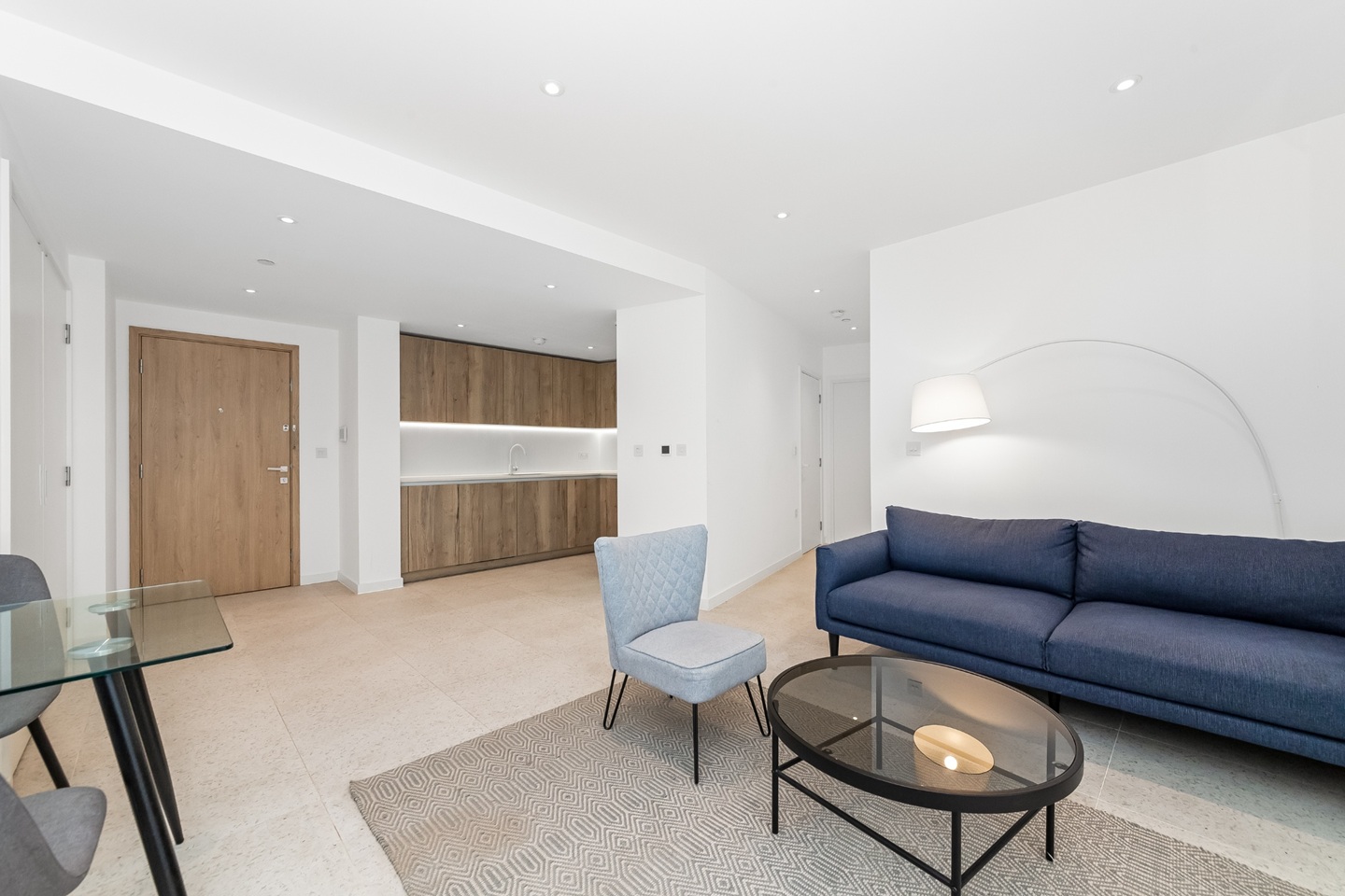 2 Bed Flat, Cendal Crescent, E1 photo 5
