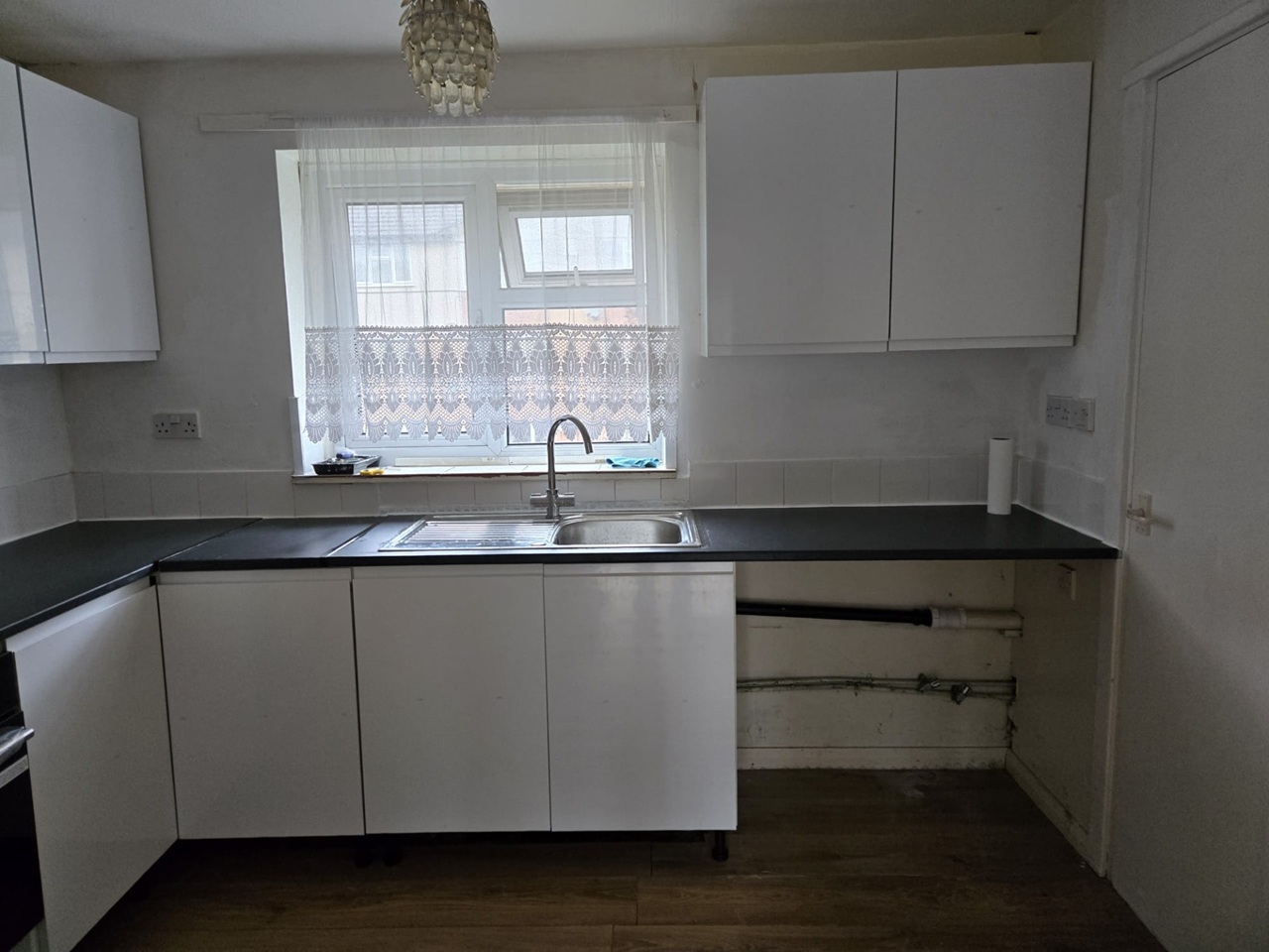 2 Bed Flat, Luther Close, NG3 photo 4