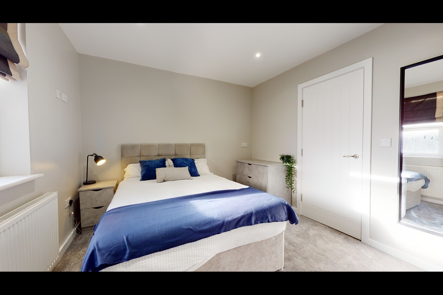 2 Bed Flat, Otley Road, LS16 photo 4