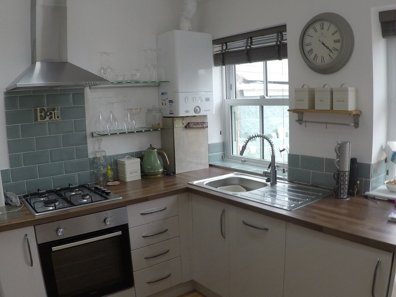 3 Bed Terraced House, Hazelhurst Road, CF14 photo 2