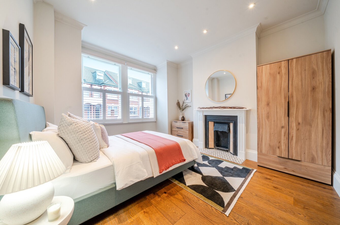 Room in a Shared House, Cathles Road, SW12