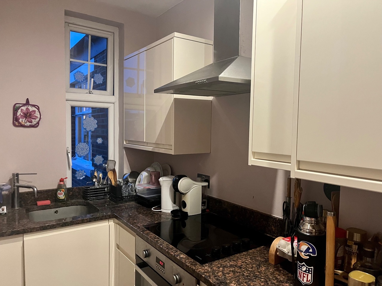 Studio Flat, Gilling Court, NW3 photo 3