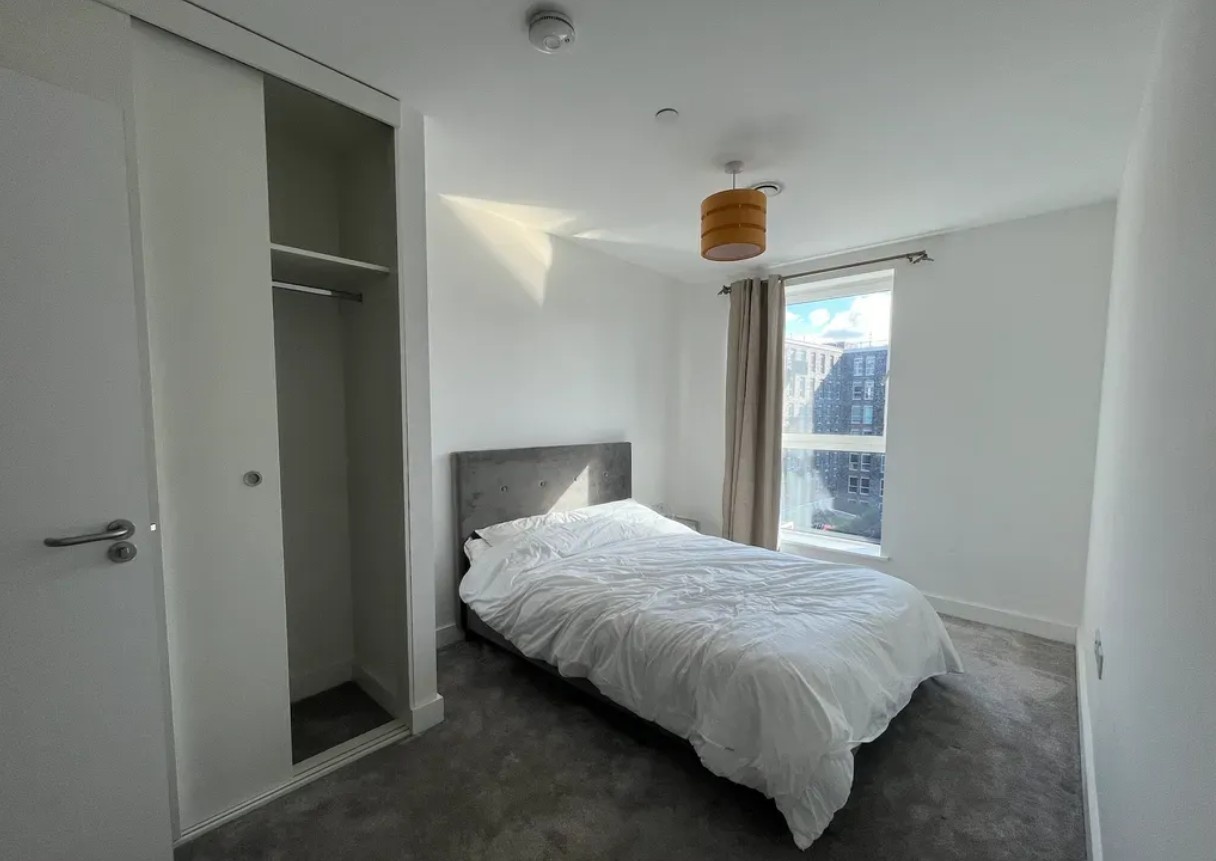 2 Bed Flat, Islington St, M3 photo 5