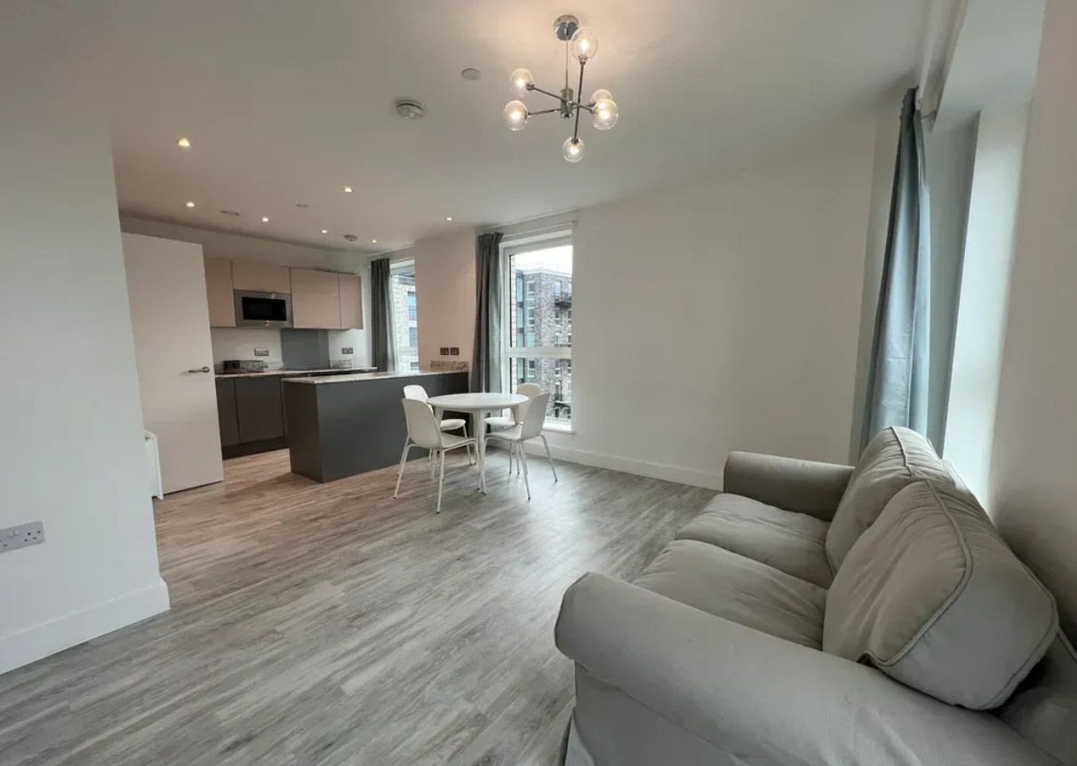 2 Bed Flat, Islington St, M3 photo 4