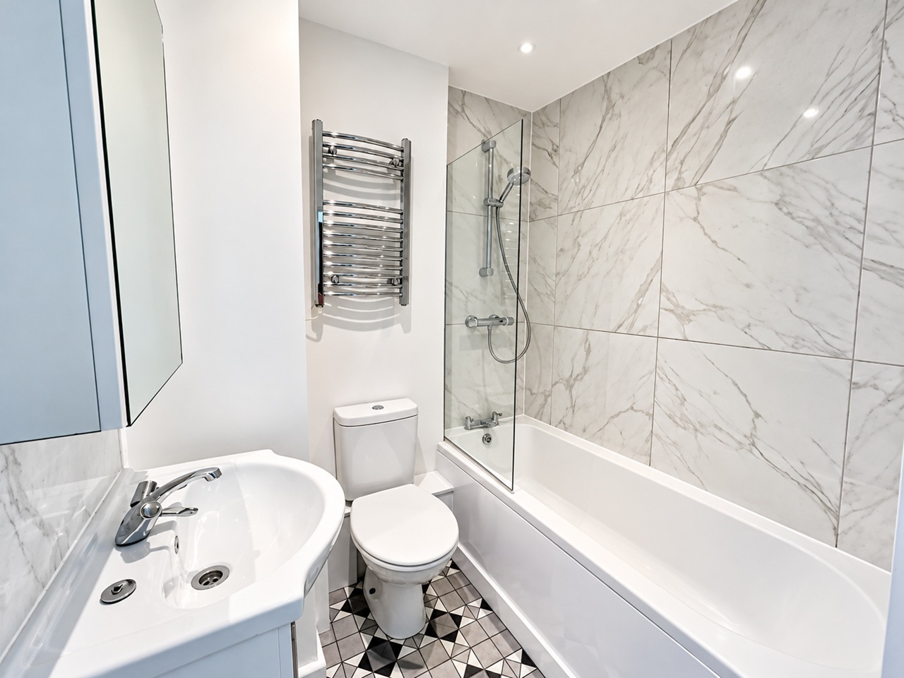 Studio Flat, Windsor Court, BN1 photo 5
