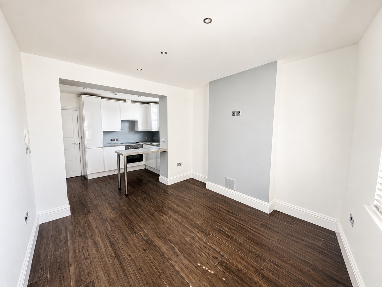 Studio Flat, Windsor Street, BN1 photo 3