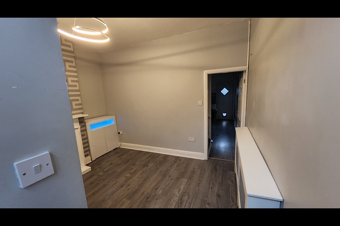 2 Bed Terraced House, Wareham St, M8 photo 5