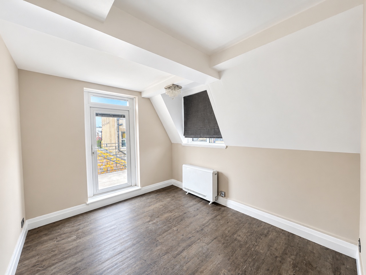 2 Bed Flat, Princes Place, BN1 photo 2