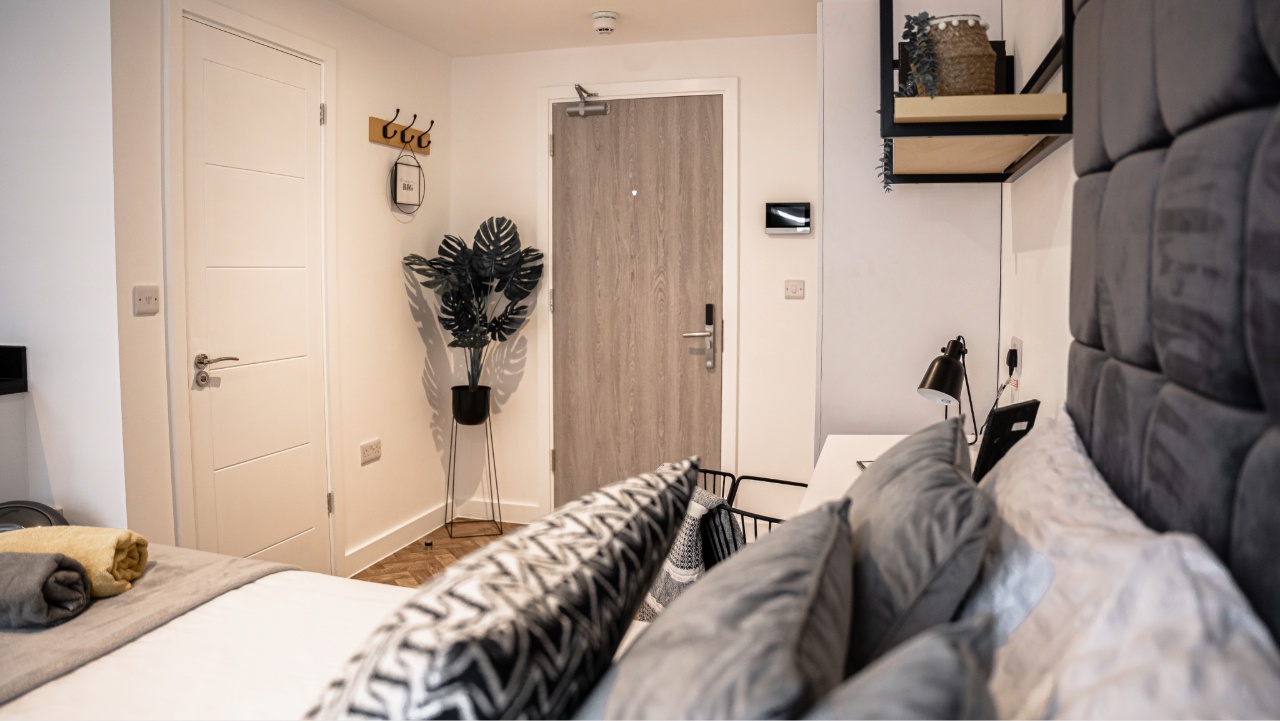 1 Bed Flat, Bridge St West, B19 photo 3