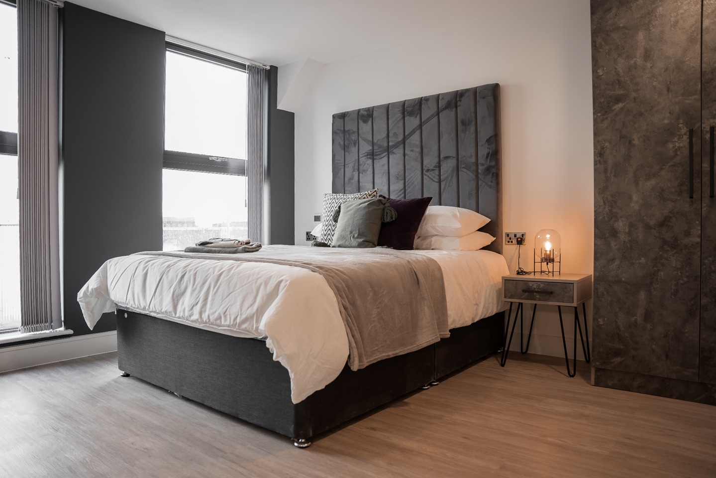 1 Bed Flat, Volume Works, B19 photo 3
