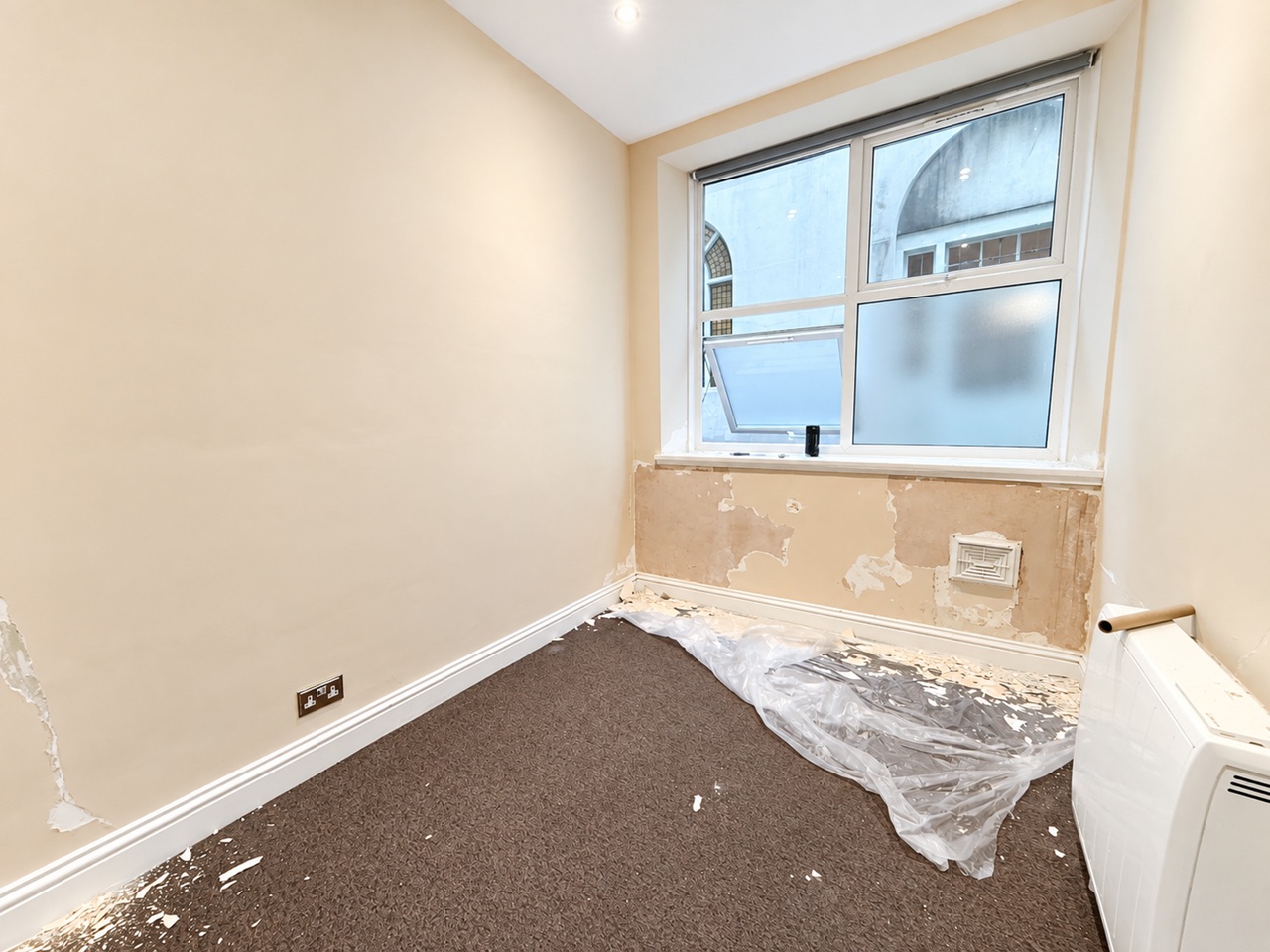 2 Bed Flat, Regent House, BN1 photo 2