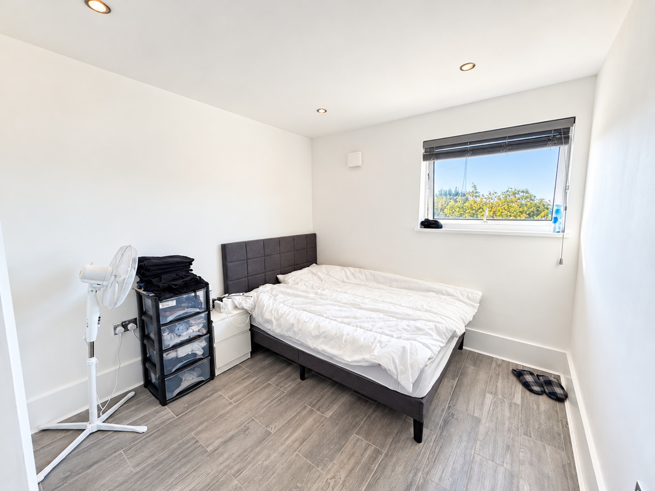 2 Bed Flat, The Legacy, BN3 photo 5