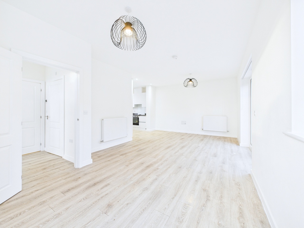 3 Bed End Terrace, Bird Close, B12 photo 3