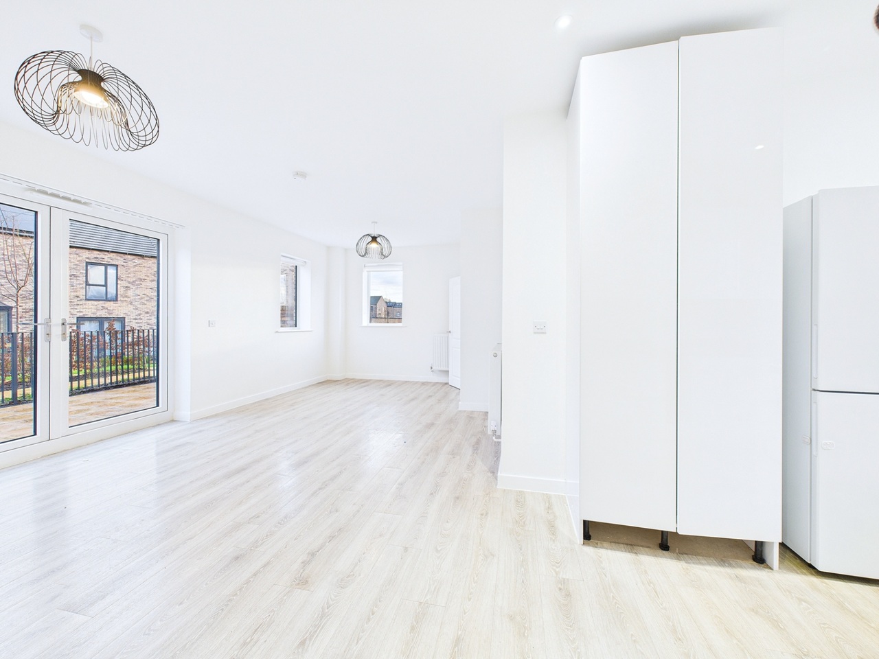 3 Bed End Terrace, Bird Close, B12 photo 5