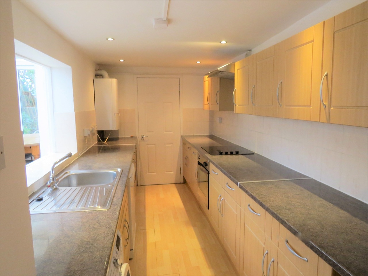 6 Bed Terraced House, Caledonian Road, BN2