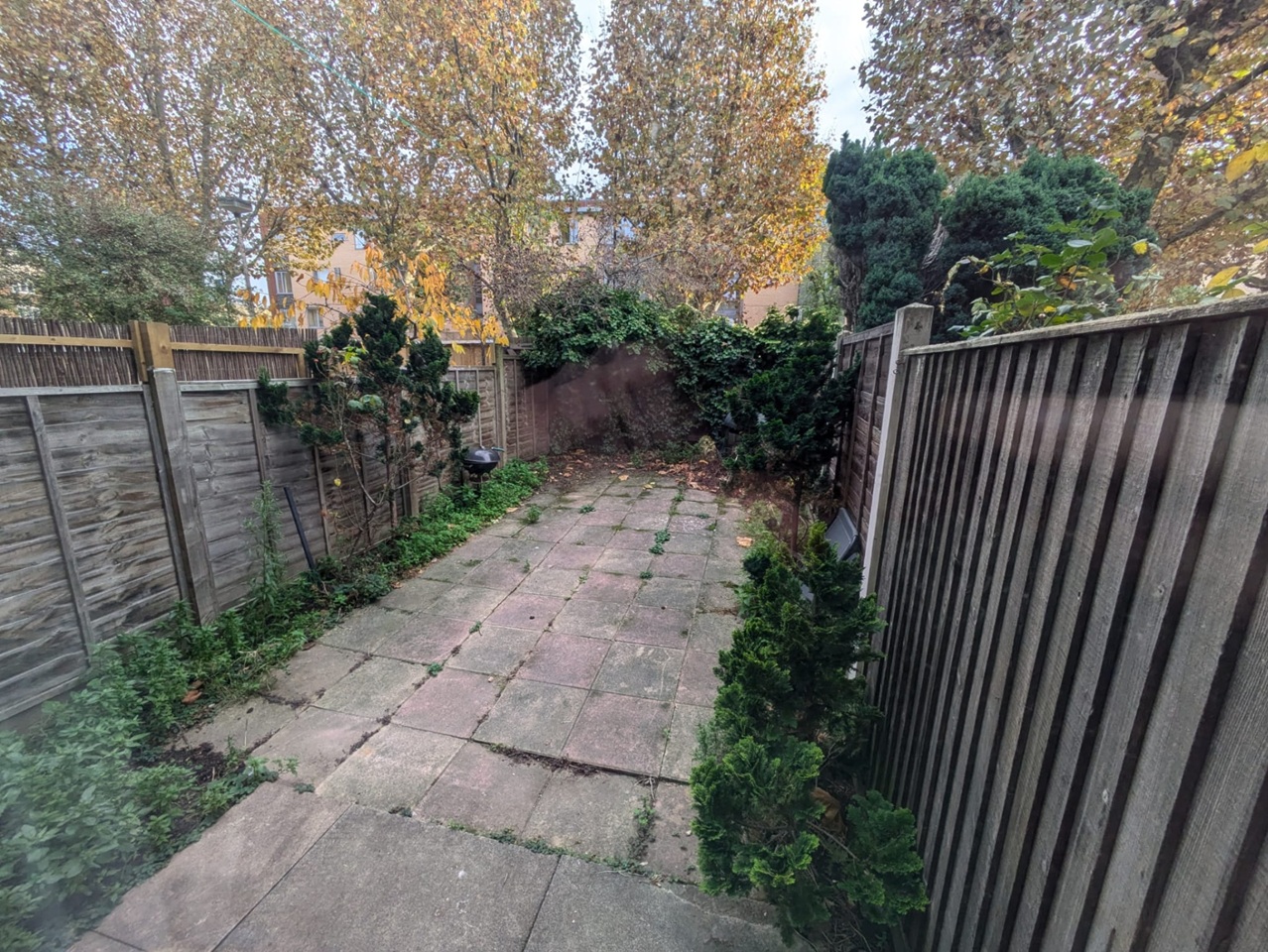 Room in a Shared House, Monthope Road, E1