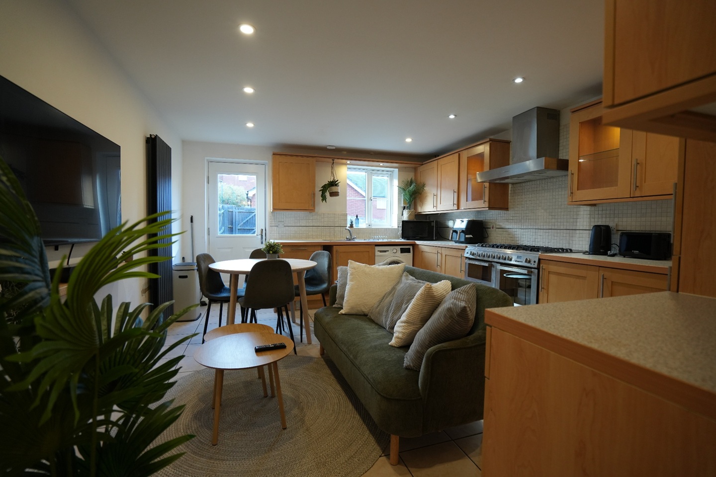 Room in a Shared House, Beatrix Place, BS7 photo 2