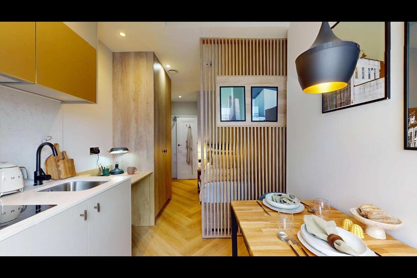 Studio Flat, Draycott House, SW3