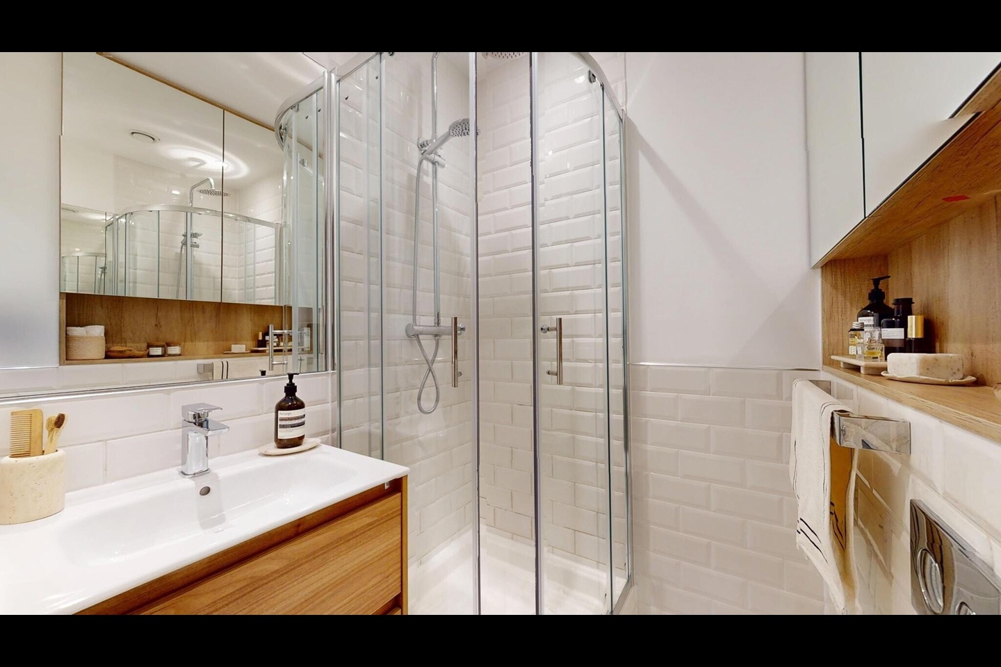 Studio Flat, Draycott House, SW3 photo 4