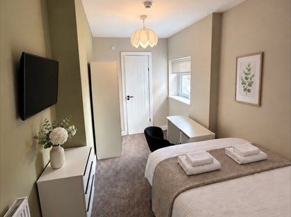 5 bed room for rent in Room in a Shared House, Scott St, WA2