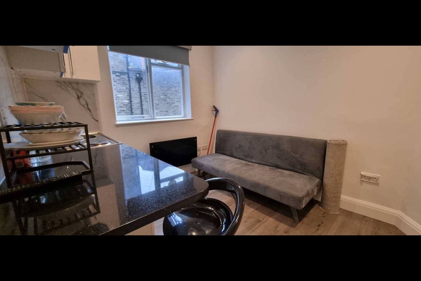 Studio Flat, Warwick Gardens, W14