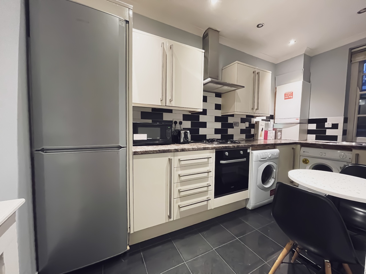 Room in a Shared Flat, St Michaels St, W2 photo 3