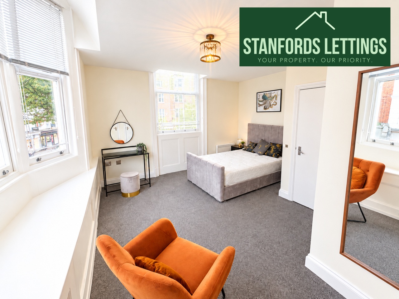 2 Bed Flat, East St, BN1 photo 4
