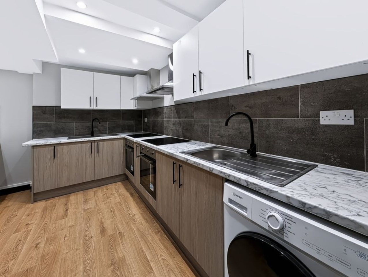 London - Studio Flat, Stoke Newington High Street, N16 - To Rent Now ...