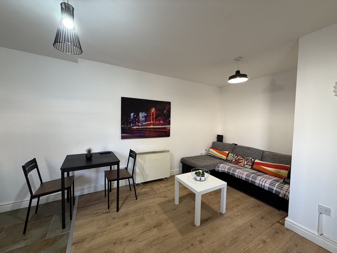 Leicester - 1 Bed Flat, Aylestone, LE2 - To Rent Now for £750.00 p/m