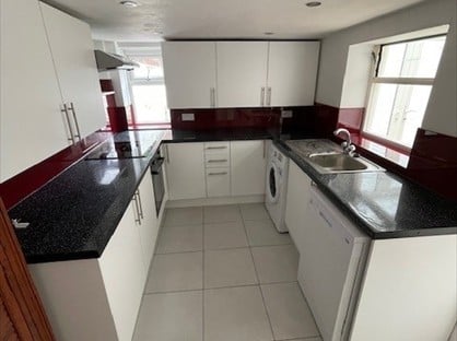 6 bed terraced house for rent in 6 Bed End Terrace, Egremont Place, BN2