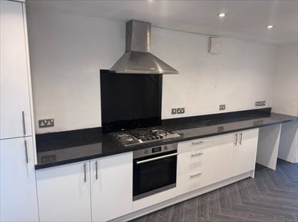 3 bed terraced house for rent in 3 Bed Terraced House, Musden Walk, SK4