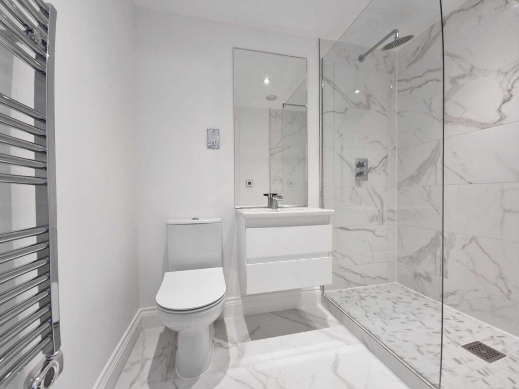 Ipswich - Room in a Shared Flat, Key St, IP4 - To Rent Now for £900.00 p/m