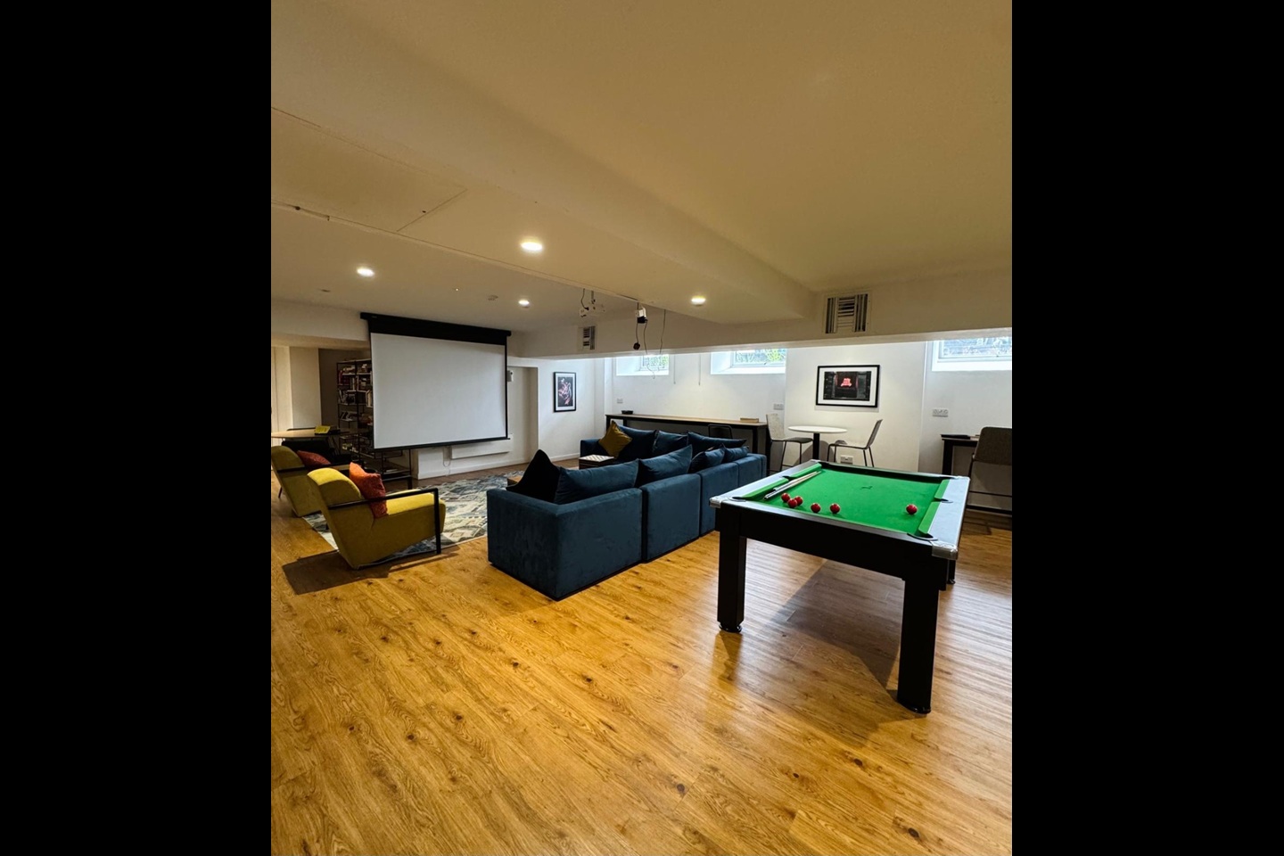 Cheadle - 1 Bed Flat, Fabrick, SK8 - To Rent Now for £875.00 p/m
