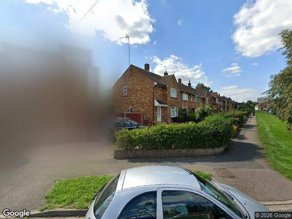 Potters Bar - Studio Flat, Carpenter Way, EN6 - To Rent Now for £1,050. ...