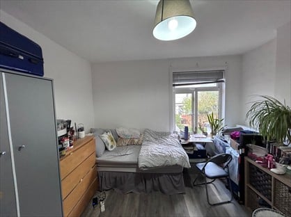 1 bed room for rent in Room in a Shared House, Marlborough Road, WD18
