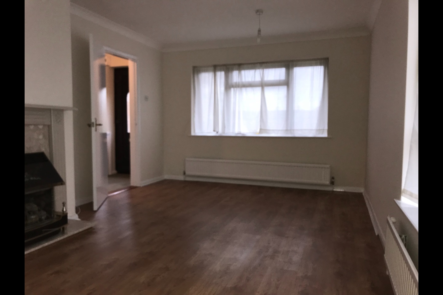 Luton 2 Bed Detached House, Hayhurst Road, LU4 To Rent Now for £