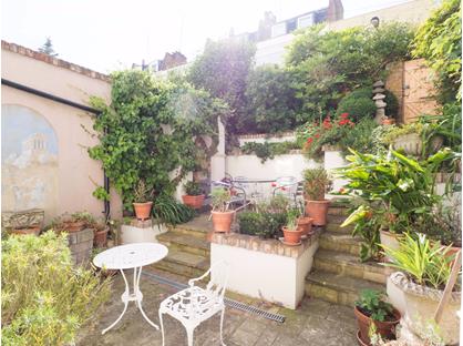 1 Bed Flat, Porten Road, W14