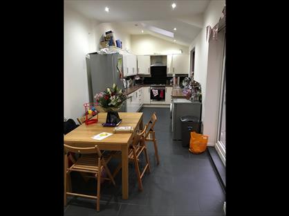 6 Bed Terraced House, Rothesay Avenue, NG7
