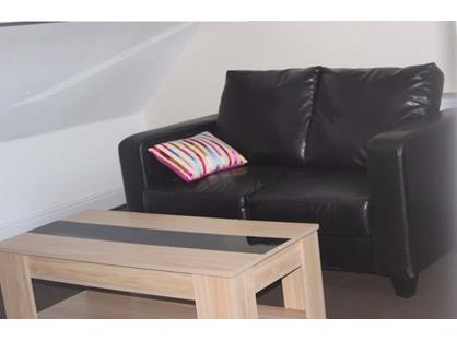 1 Bed Flat, Tong Street, BD4