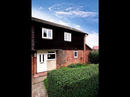 6 Bed End Terrace, Cabell Road, GU2