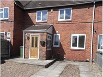 3 Bed Terraced House on Holmsley Avenue, WF9