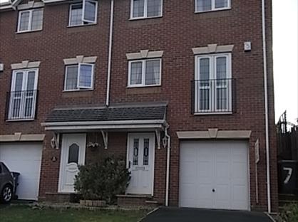 3 Bed Semi-Detached House, Foxen Croft, S71