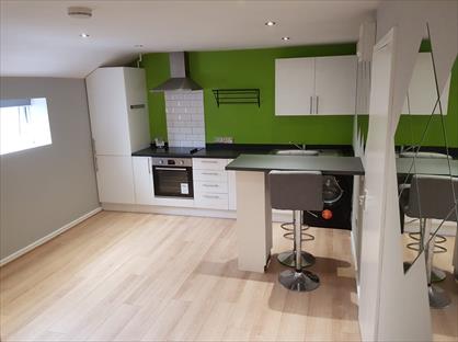 1 Bed Flat, Mart Lane, L40