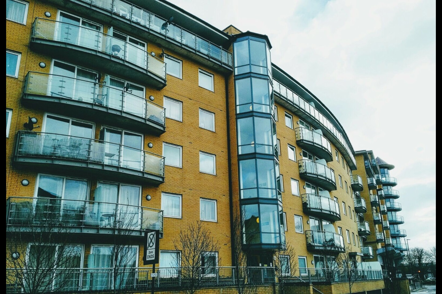 Feltham 2 Bed Flat, Berberis House, TW13 To Rent Now for £1,750.00 p/m