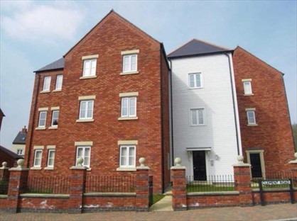 2 Bed Flat, Clement Road, PR2