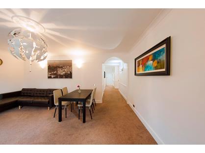 4 Bed Flat, Greville Hall, NW6